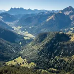 - Au Pieds Du Linga Lejlighed Châtel
